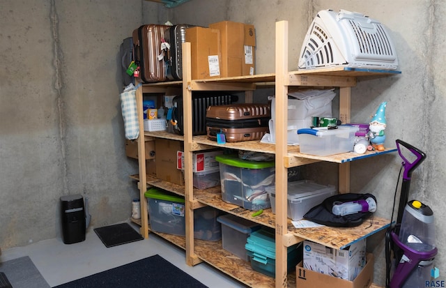 6707 S Witzke Ave, Sioux Falls, SD 57108 - view of storage room