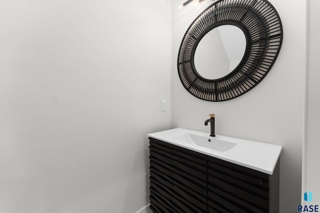 104 N Bryggen Pl, Sioux Falls, SD 57107 - bathroom with vanity