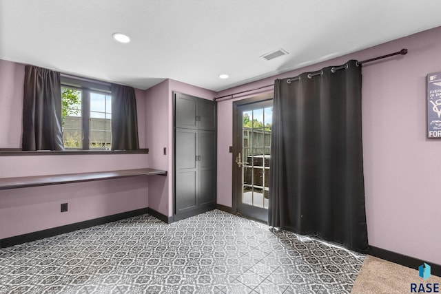 4513 S Southridge Dr, Sioux Falls, SD 57105 - entrance foyer featuring healthy amount of natural light, carpet, and recessed lighting