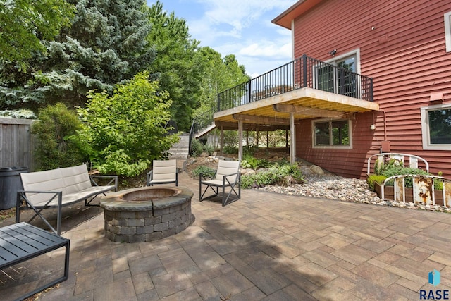 4513 S Southridge Dr, Sioux Falls, SD 57105 - view of patio featuring a fire pit and stairway