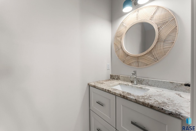 106 N Bryggen Pl, Sioux Falls, SD 57107 - bathroom featuring vanity
