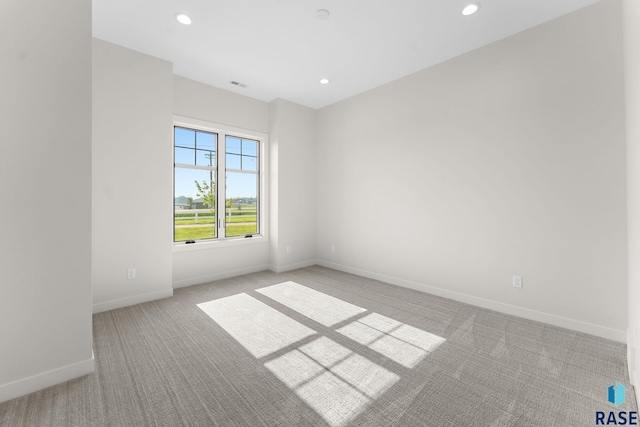 106 N Bryggen Pl, Sioux Falls, SD 57107 - empty room with light carpet and recessed lighting
