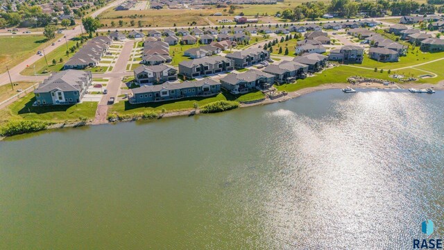 8611 W Shoreline Pl, Sioux Falls, SD 57107 - aerial view of residential area with a nearby body of water