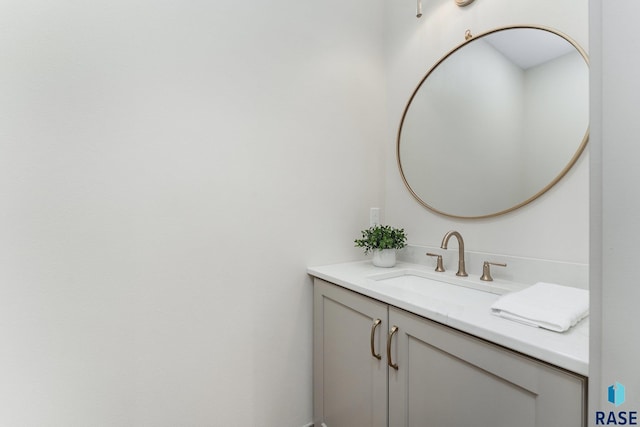 8611 W Shoreline Pl, Sioux Falls, SD 57107 - bathroom with vanity