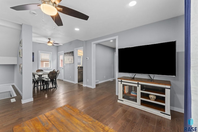 600 Sunnyside Ave, Valley Springs, SD 57068 - living area with ceiling fan, wood finished floors, and recessed lighting