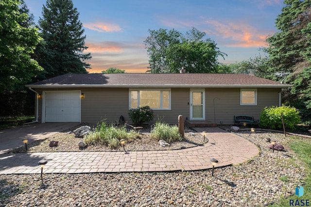 26045 485th Ave, Valley Springs, SD 57068 - ranch-style house featuring concrete driveway and a garage