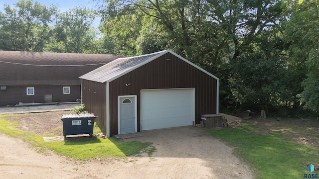26045 485th Ave, Valley Springs, SD 57068 - detached garage with driveway
