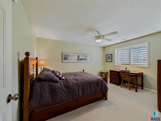 18 S Elkjer Cir, Sioux Falls, SD 57103 - bedroom with light carpet and ceiling fan