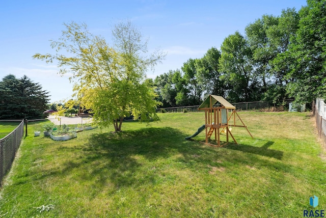 212 N Fairway Dr, Brandon, SD 57005 - view of fenced backyard