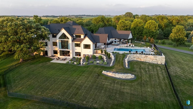 1617 S Scarlet Oak Pl, Sioux Falls, SD 57110 - aerial view of property's location with a pool