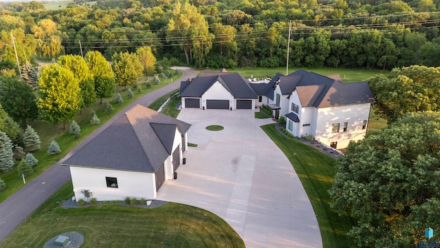 1617 S Scarlet Oak Pl, Sioux Falls, SD 57110 - view of subject property featuring a heavily wooded area