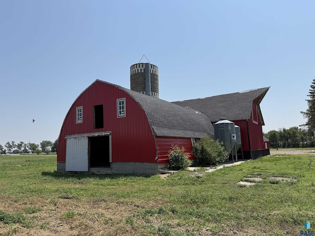 27139 US Highway 81, Freeman, SD 57319 - view of barn with a yard
