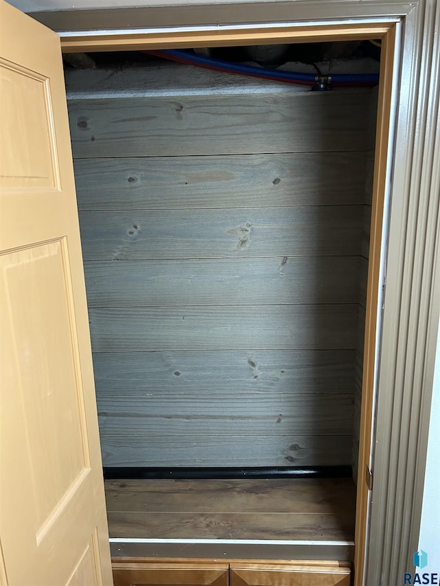 27139 US Highway 81, Freeman, SD 57319 - view of closet