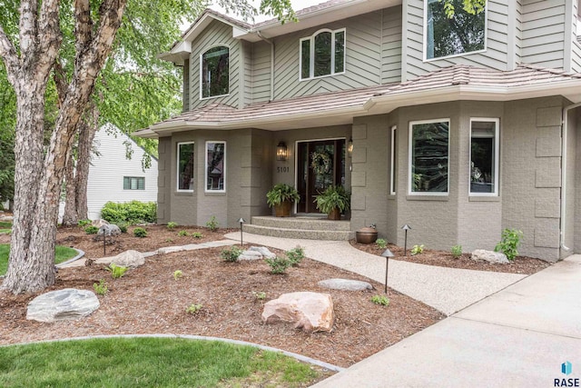 5101 S Jasmine Trl, Sioux Falls, SD 57108 - view of traditional home