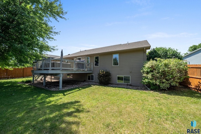 6045 W Jordan Ct, Sioux Falls, SD 57106 - rear view of property with a fenced backyard and a deck