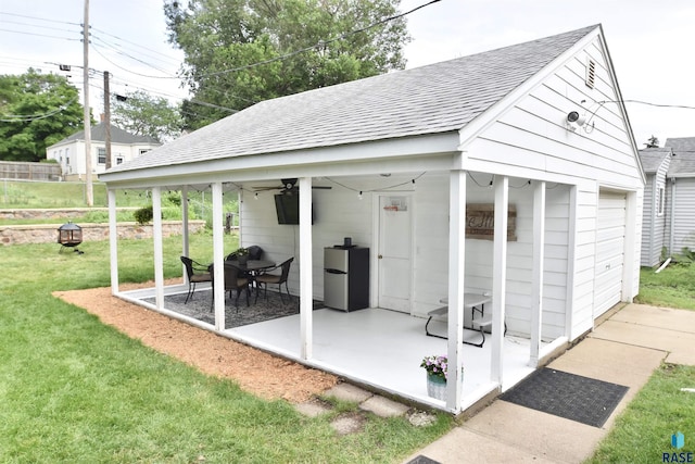 1620 S W Ave, Sioux Falls, SD 57105 - view of outdoor structure with an outdoor fire pit