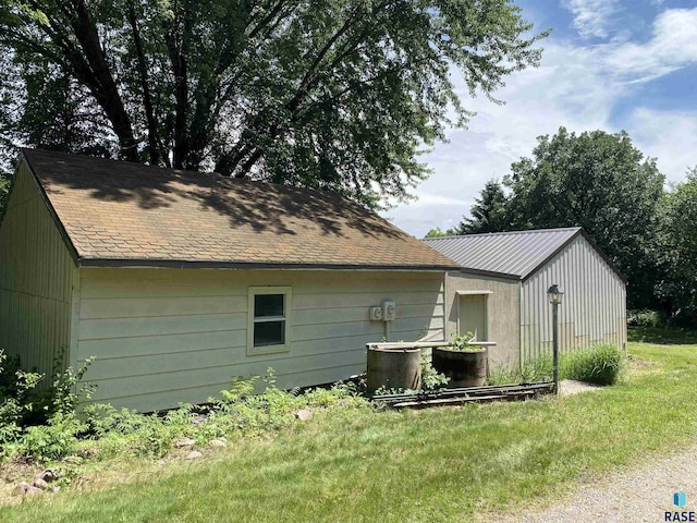 1496 121st St, Luverne, MN 56156 - back of house