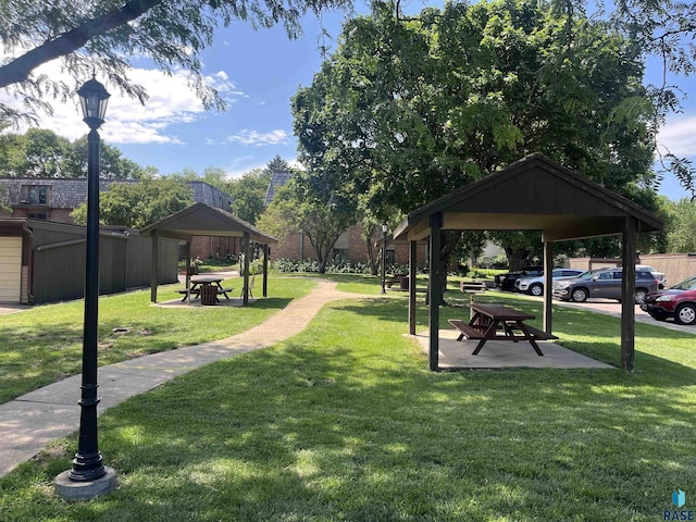 3552 S Gateway Blvd Unit 204, Sioux Falls, SD 57106 - view of home's community with a gazebo and a yard