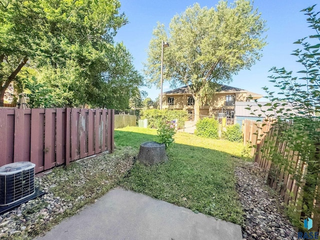 1811 S Marday Ave, Sioux Falls, SD 57103 - view of fenced backyard