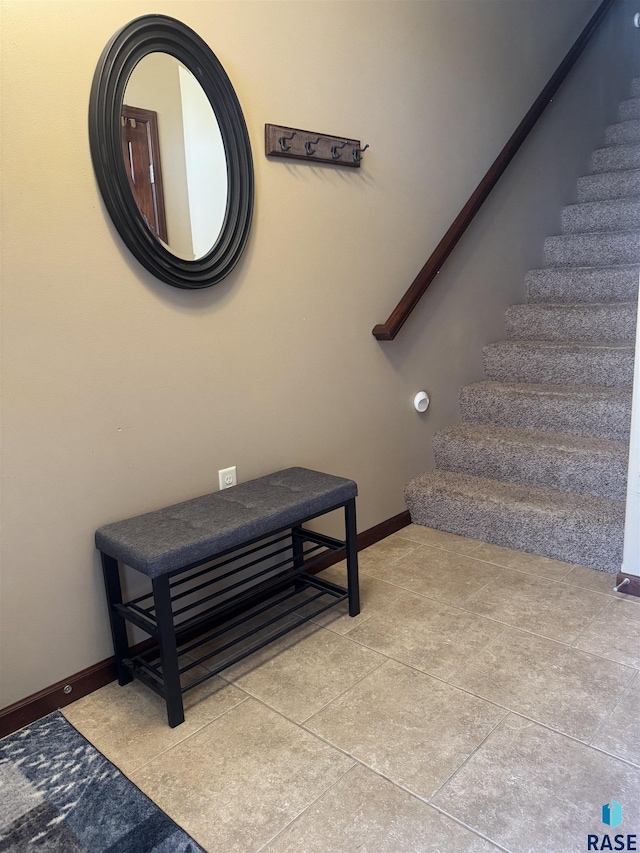 6509 S Tomar Rd Unit 3, Sioux Falls, SD 57108 - stairs featuring baseboards
