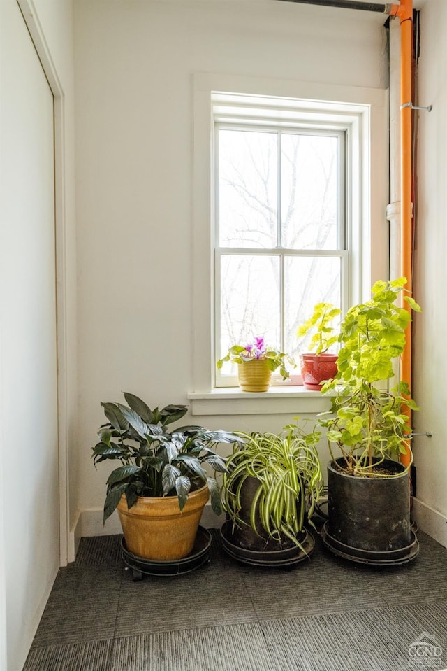 705 Warren St, Hudson, NY 12534 - detailed view