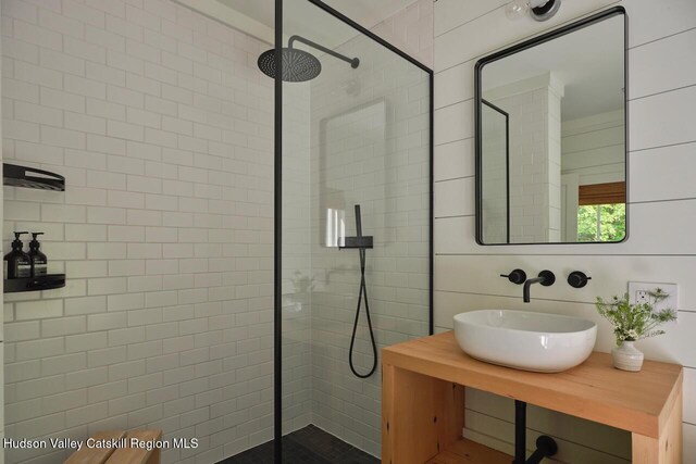 1556 Gulf Rd, Callicoon Center, NY 12724 - bathroom with a walk in shower