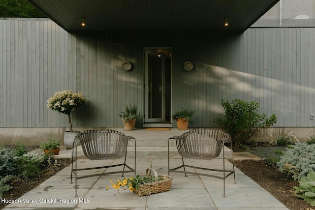 50 High View Ln, Staatsburg, NY 12580 - doorway to property featuring a patio