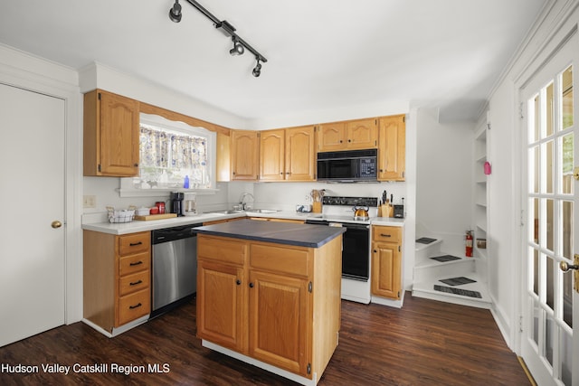 823 Warren St, Hudson, NY 12534 - photo 9