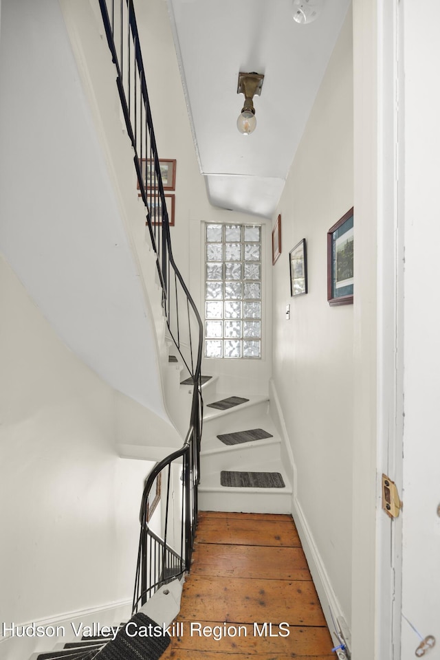 823 Warren St, Hudson, NY 12534 - photo 29