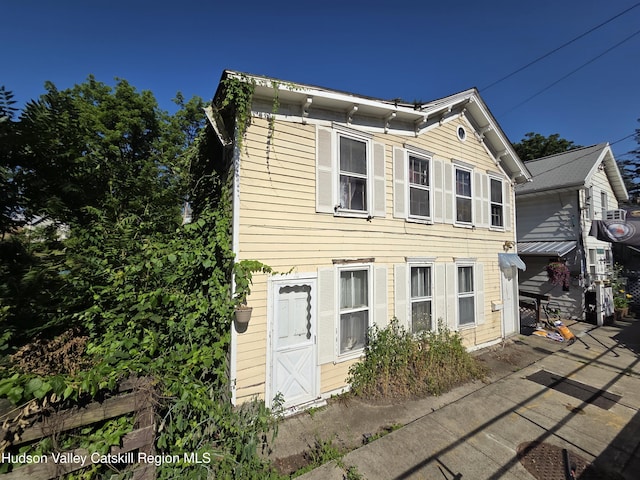 95 Spring St, Catskill, NY 12414 - view of front of house featuring a patio area