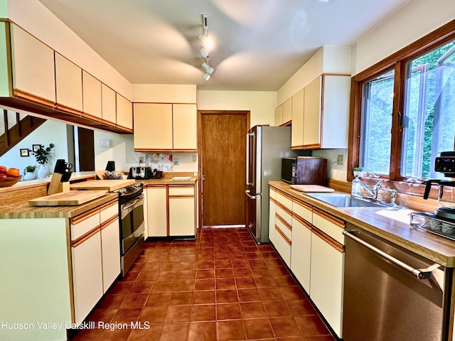 251 John Shultis Rd, Roxbury, NY 12474 - photo 17