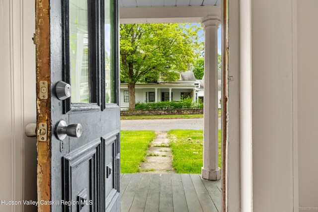 1 Green St, Gilbertsville, NY 13776 - view of entryway
