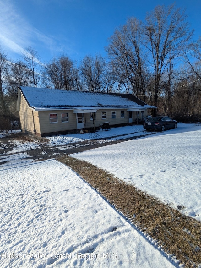 view of front of house