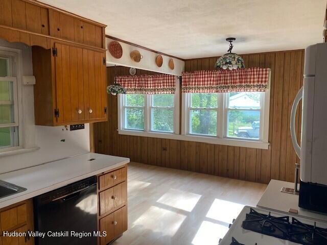 153 Upper Grand St, Highland, NY 12528 - photo 7