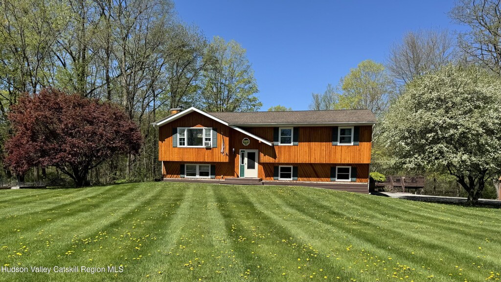 36 Susi Oval, Modena, NY 12548 - photo 1