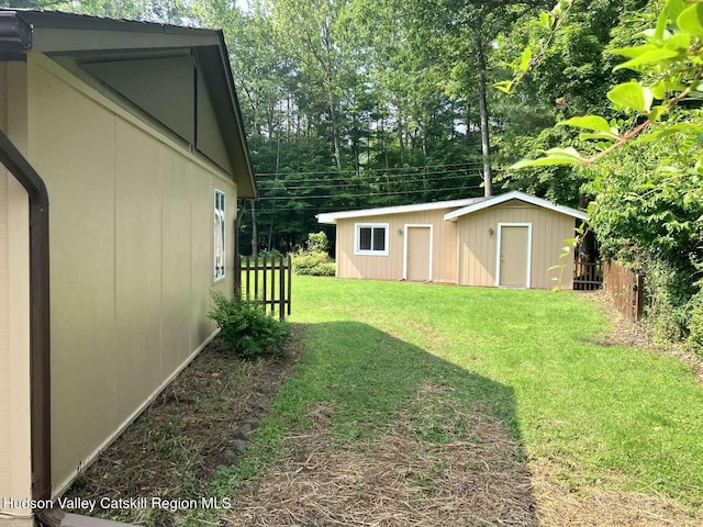 44 Overlook Dr, Woodstock, NY 12498 - view of yard featuring a shed