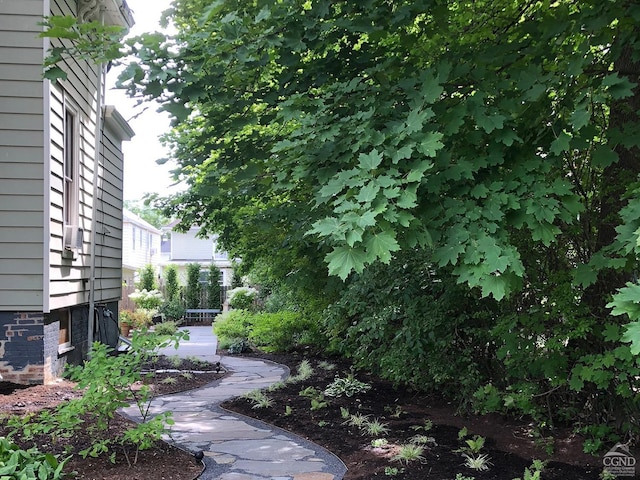 517-519 Washington St, Hudson, NY 12534 - view of yard