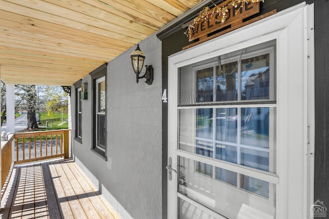 4 Lawrence Ave, Coxsackie, NY 12051 - wooden terrace with a porch
