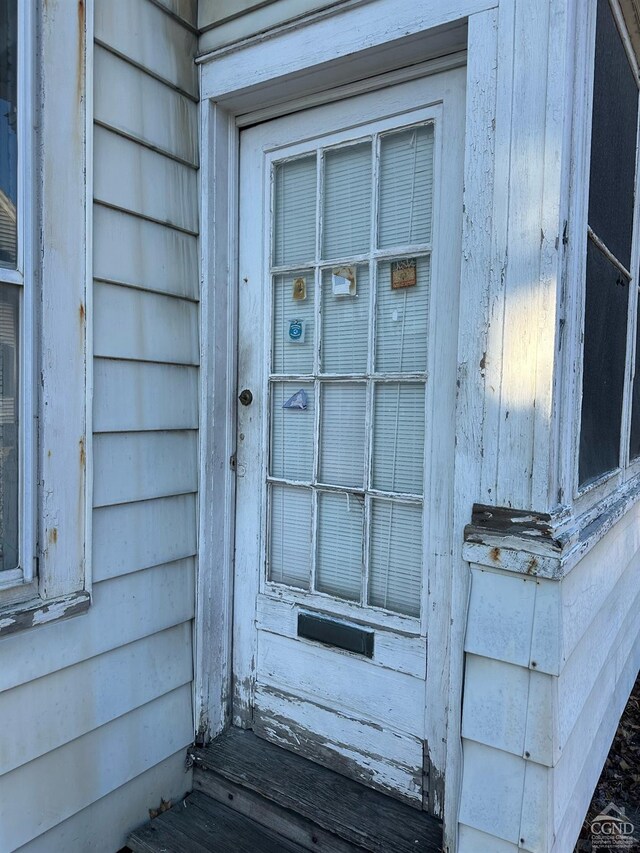 417 State St, Hudson, NY 12534 - view of doorway to property