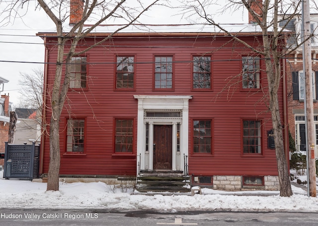 view of front of house