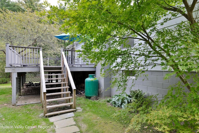 view of yard featuring a deck