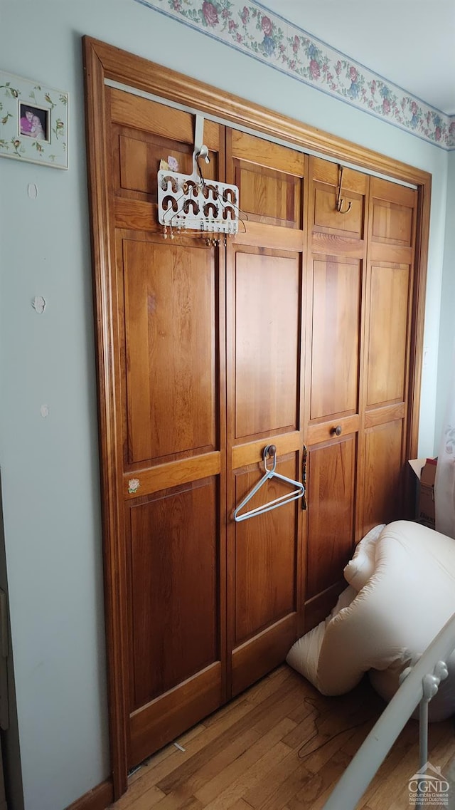 531 County Route 45, Earlton, NY 12058 - detailed view of wood finished floors
