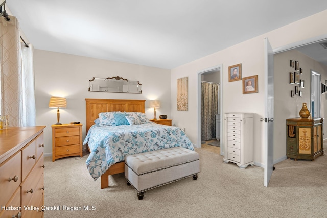 view of carpeted bedroom