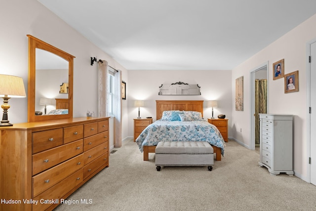 view of carpeted bedroom