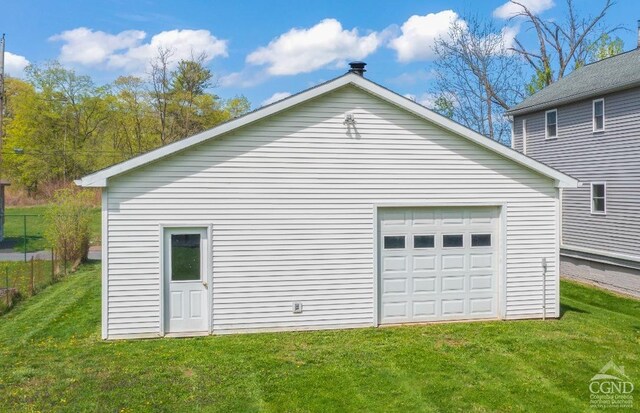 470 W Main St, Catskill, NY 12414 - view of garage