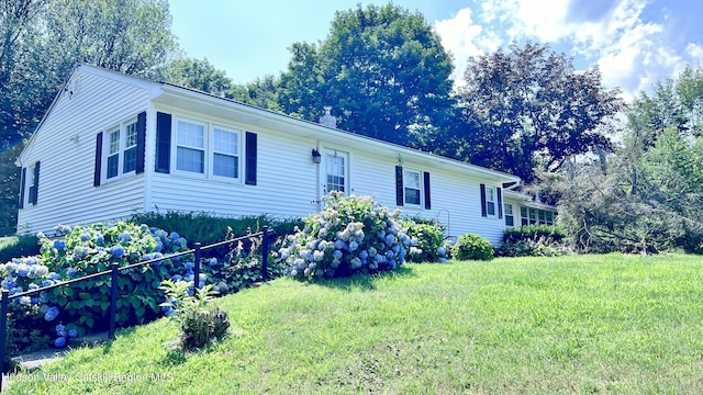 252 Rte 199, Red Hook, NY 12571 - single story home with a front yard