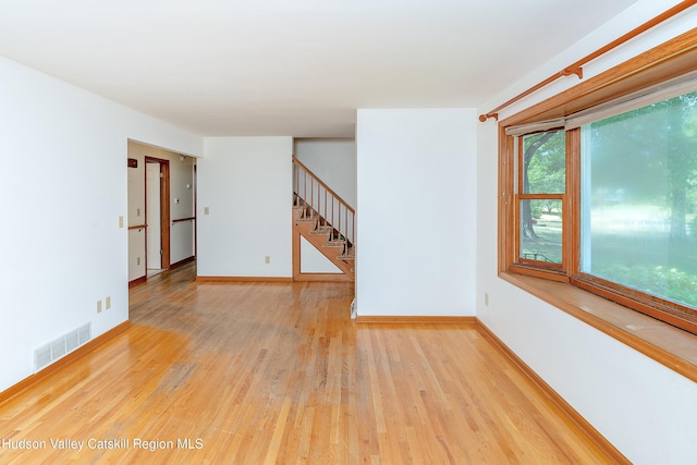 25 Mccombe Dr, Bethlehem, NY 12054 - photo 5