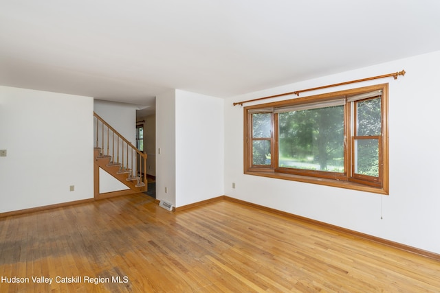 25 Mccombe Dr, Bethlehem, NY 12054 - photo 3