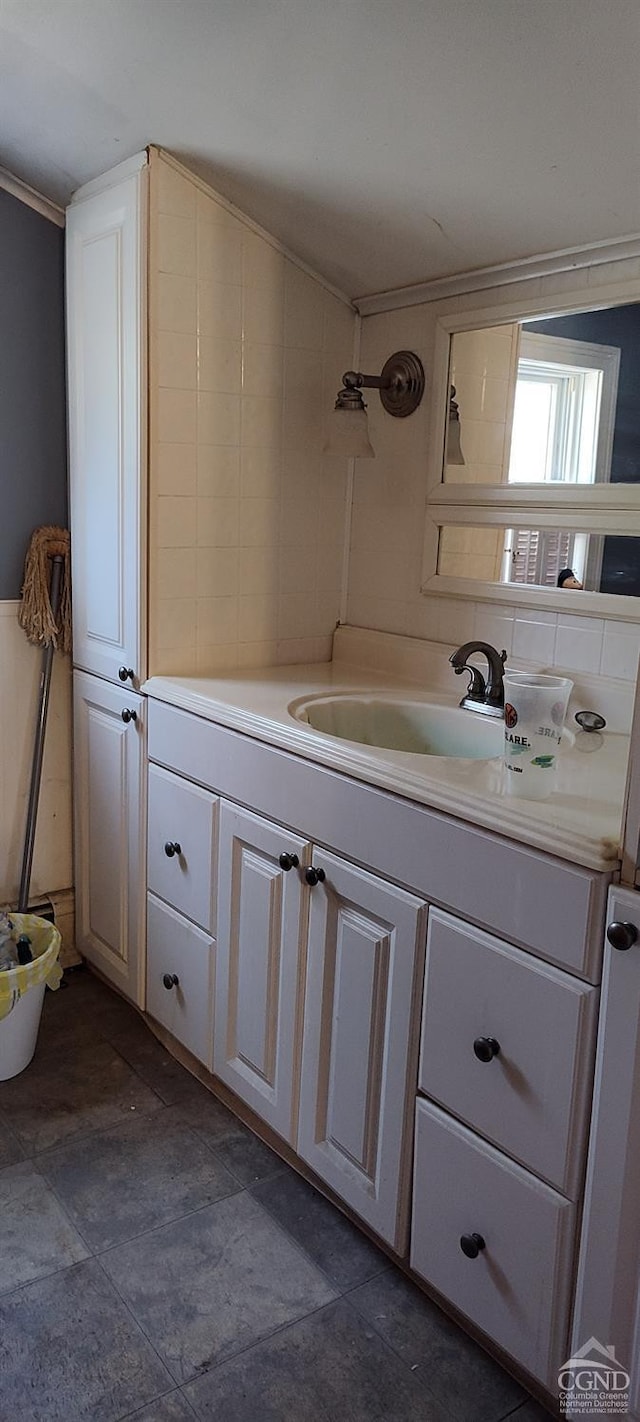 436-450 Scutt Rd, Greenville, NY 12083 - bathroom with vanity and ornamental molding