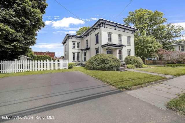11 W Bridge St, Saugerties, NY 12477